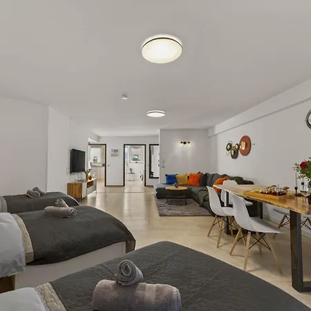 Appartamento Grosses 3-zimmer In Fuer Bis Zu 7 Personen , Parkplatz *