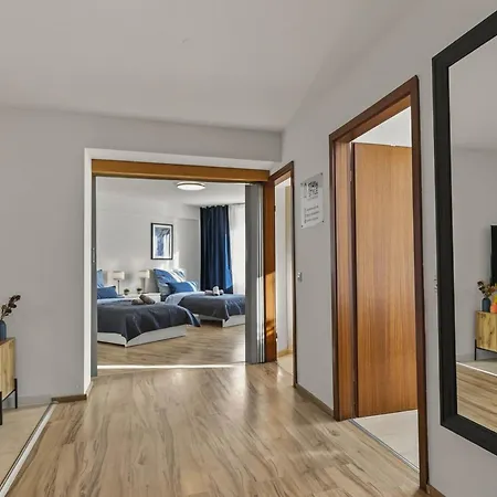 Appartement Grosses 3-zimmer In Fuer Bis Zu 7 Personen , Parkplatz Bretten