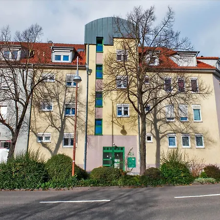 Grosses 3-zimmer In Fuer Bis Zu 7 Personen , Parkplatz